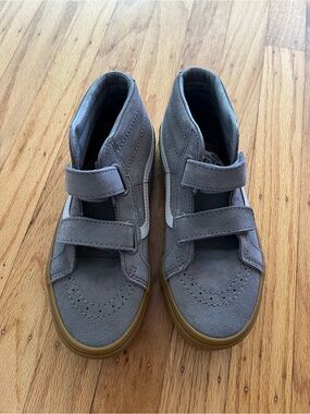 NWT! Vans Kids Sk8-Mid Reissue V Gray Velcro Sneakers with Gum Sole